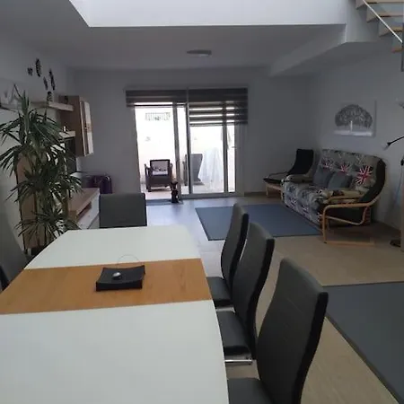 Holiday home New Luxury With Jacuzzi In Heart Of Lanzarote