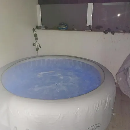New Luxury With Jacuzzi In Heart Of Lanzarote