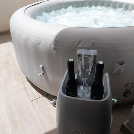 New Luxury With Jacuzzi In Heart Of Lanzarote Holiday home Costa Teguise