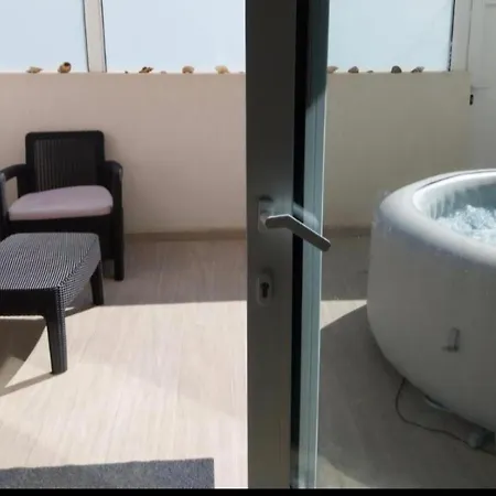 New Luxury With Jacuzzi In Heart Of Lanzarote Holiday home Costa Teguise
